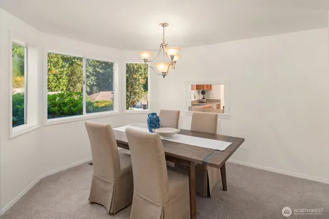 $1,285,000 | 4230 205th Place Northeast, Sammamish, WA 98074