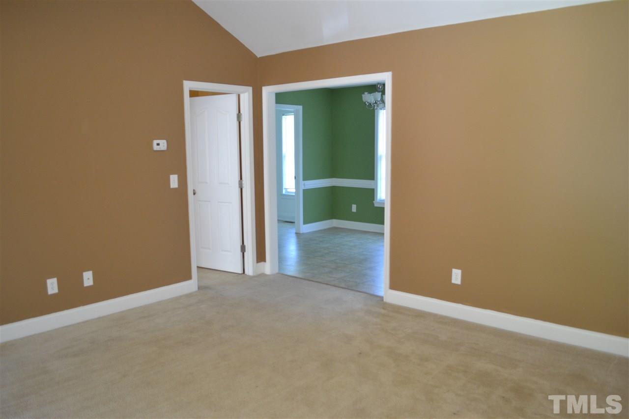 1863 Cooper Road Graham, NC 27253 - Photo 4 of 19 Gallery Image 4