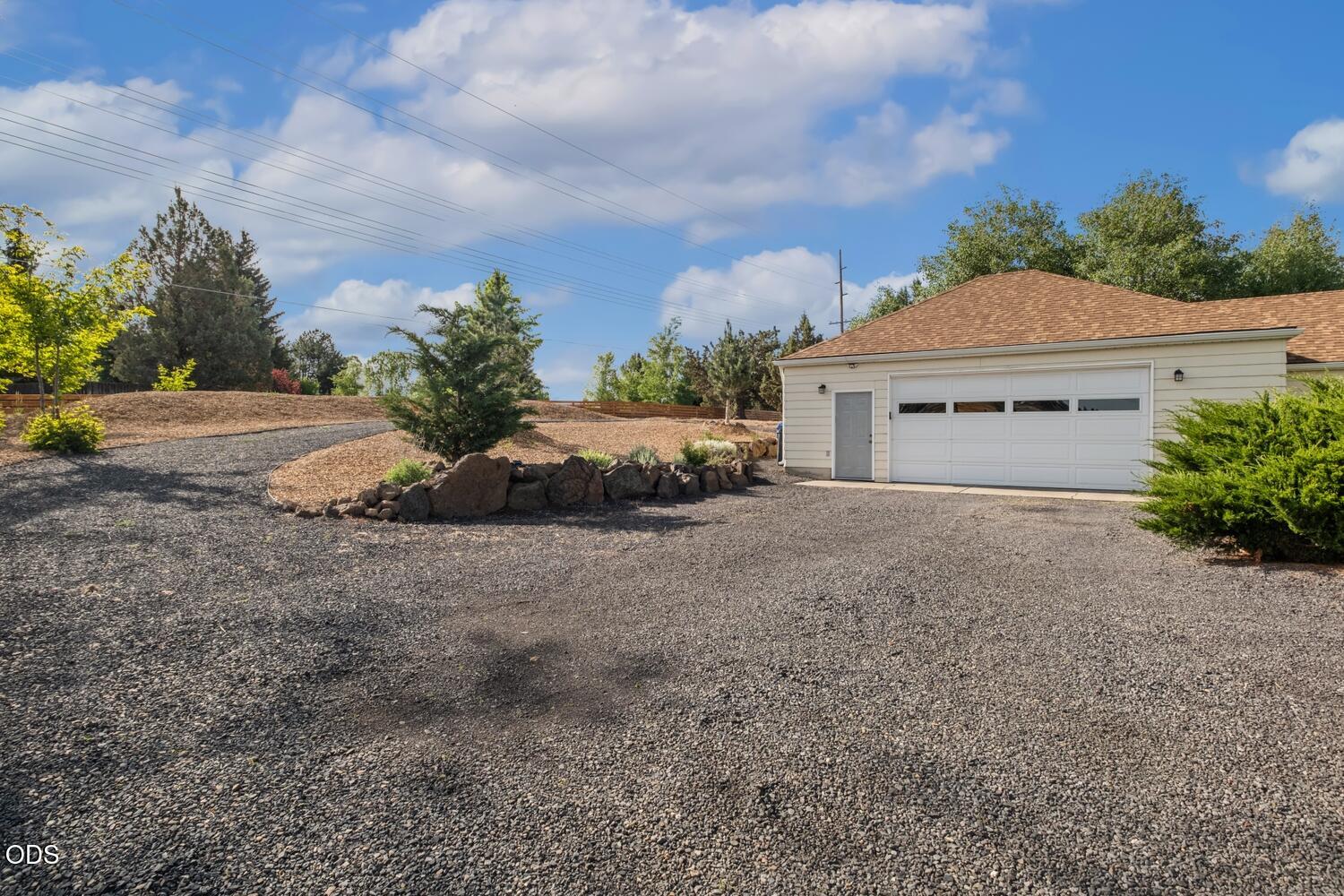 21589 Bear Creek Road Bend, OR 97701 - Photo 46 of 58