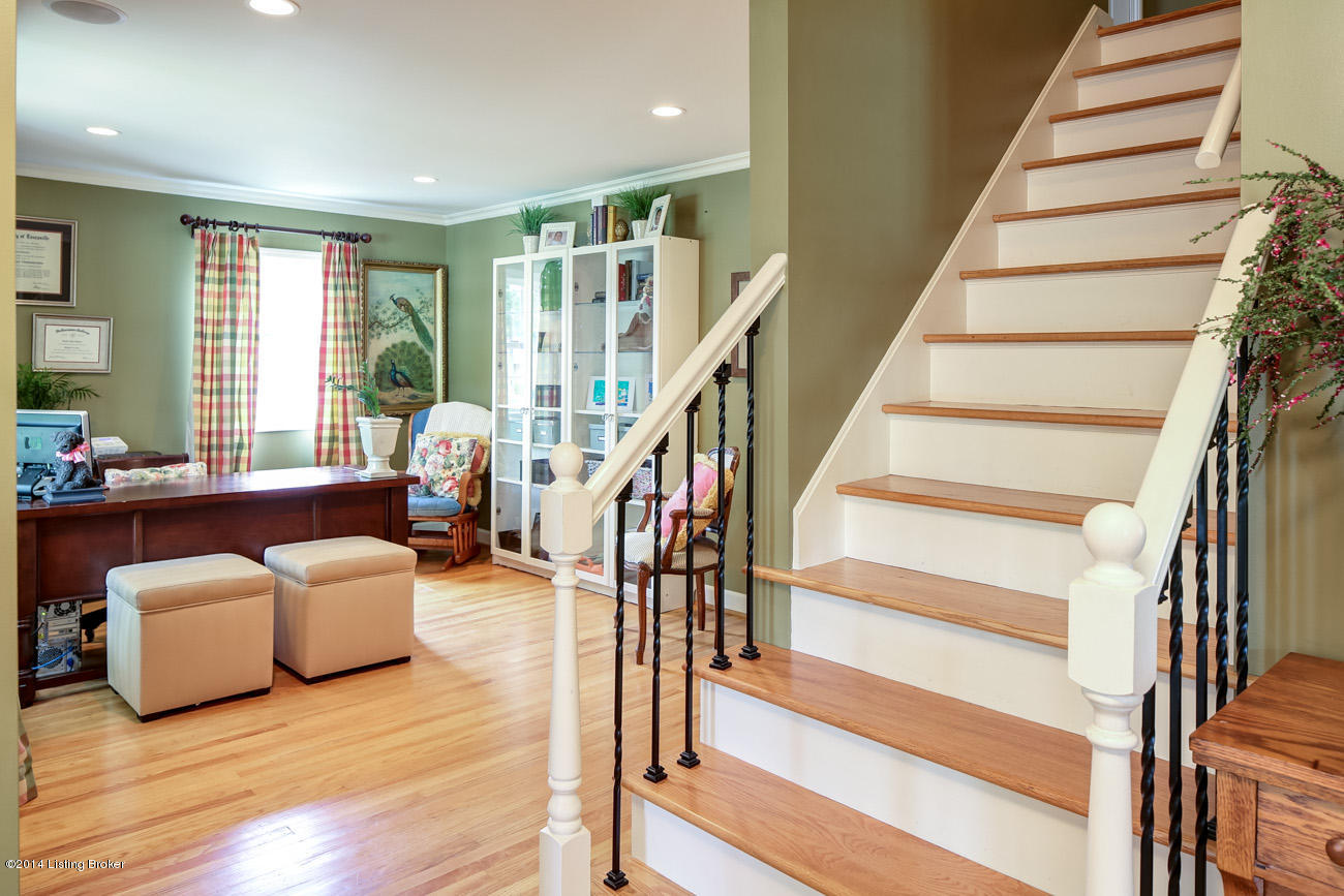 3600 Graham Road Louisville, KY 40207 - Photo 19 of 34 RealTourCast | Tim Holland | Graham (21