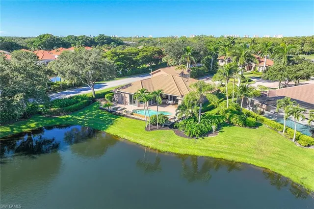 $2,999,000 | 8752 Muirfield Drive, Naples, FL 34109