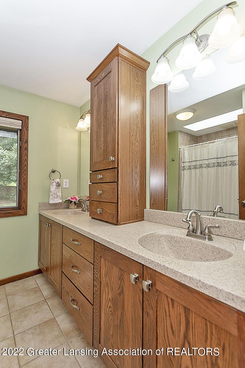 4951 Van Atta Road Okemos, MI 48864 - Photo 45 of 59 _DSC8043