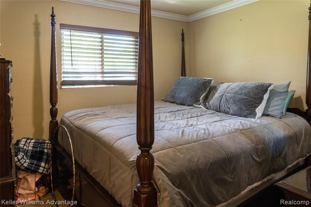 26073 Drake Road Farmington Hills, MI 48331 - Photo 21 of 39