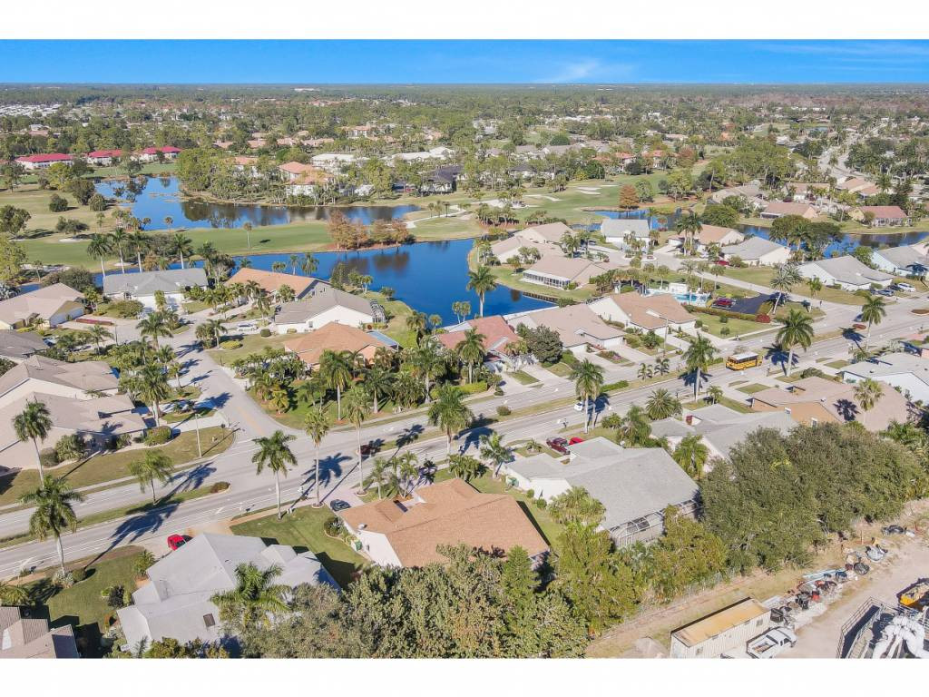 470 St Andrews Boulevard Naples, FL 34113 - Photo 27 of 32 view of city and mountain