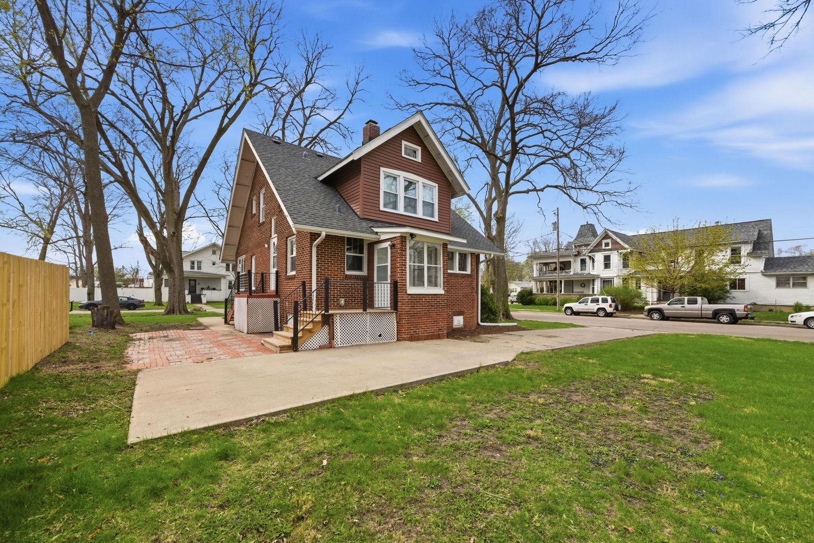 500 Catherine Street Ottawa, IL 61350 - Photo 23 of 23 a view of a building with a yard