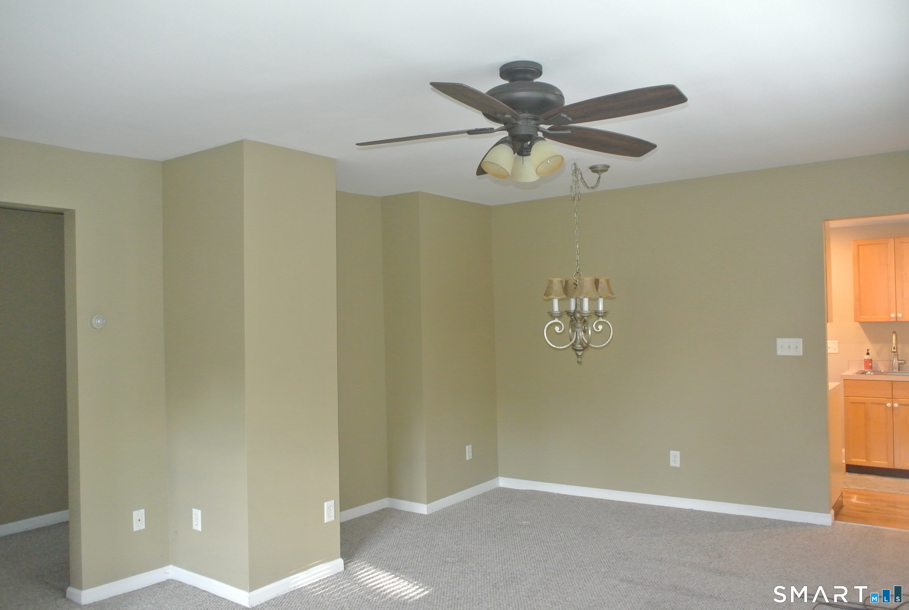 686 Wheelers Farm Road, Unit 3 Milford, CT 06461 - Photo 11 of 25 Gallery Image 11