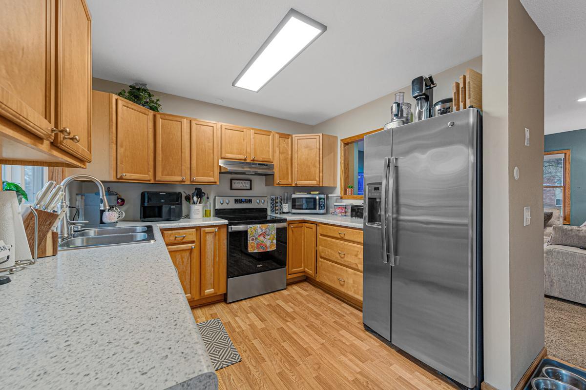 1401 Autumn Drive Faribault, MN 55021 - Photo 19 of 38