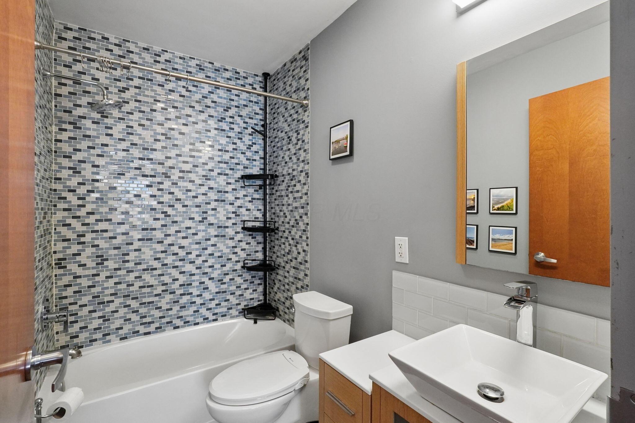769 North High Street, Unit R308 Columbus, OH 43215 - Photo 20 of 24