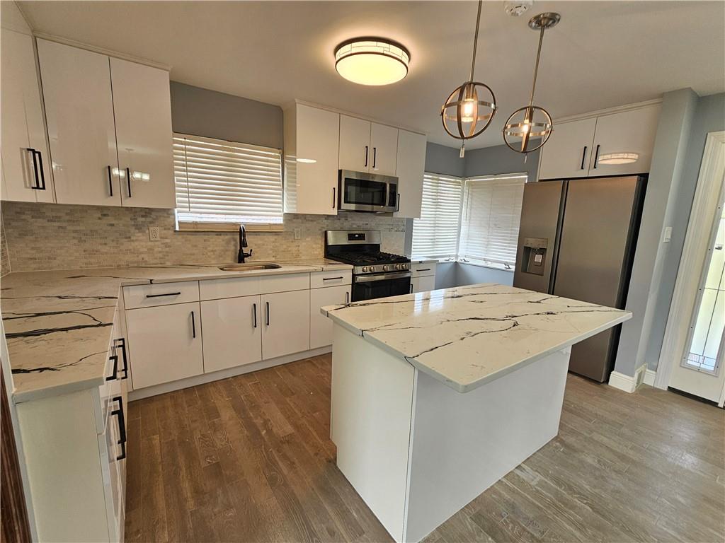 392 Center Grange Road Monaca, PA 15061 - Photo 6 of 25 kitchen