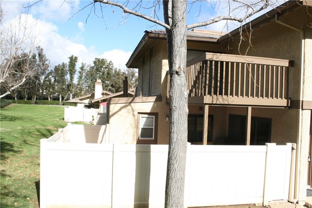 1106 Catlin Street, Unit B Simi Valley, CA 93065 - Photo 3 of 23