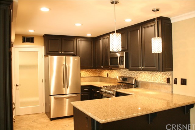 1106 Catlin Street, Unit B Simi Valley, CA 93065 - Photo 5 of 23