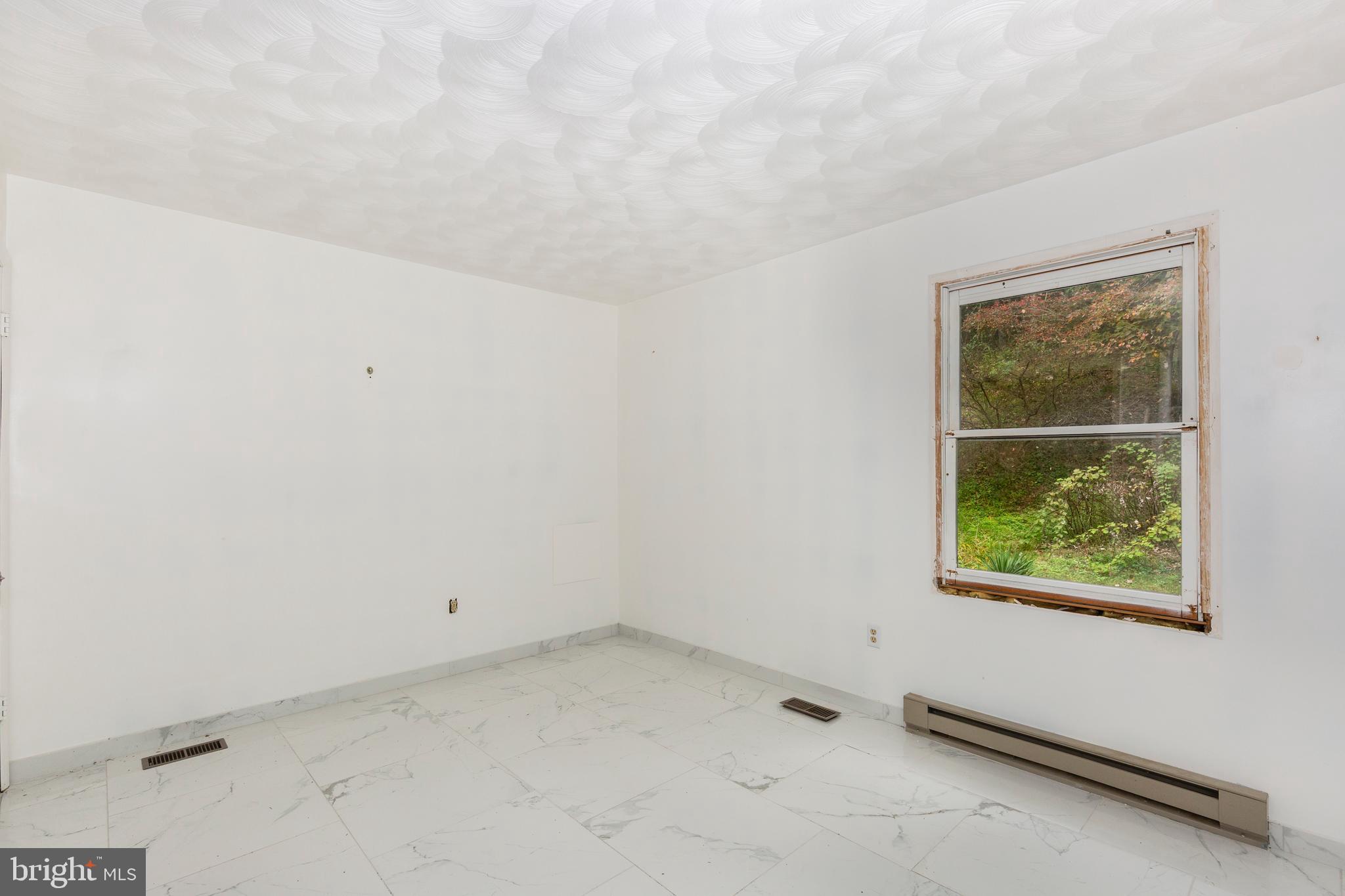 4311 York Road, Unit 1 Manchester, MD 21102 - Photo 15 of 42