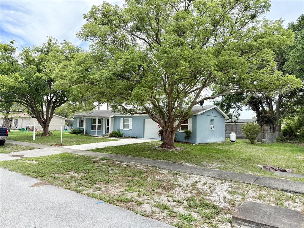9129 Sewell Lane Spring Hill, FL 34608 - Photo 18 of 51