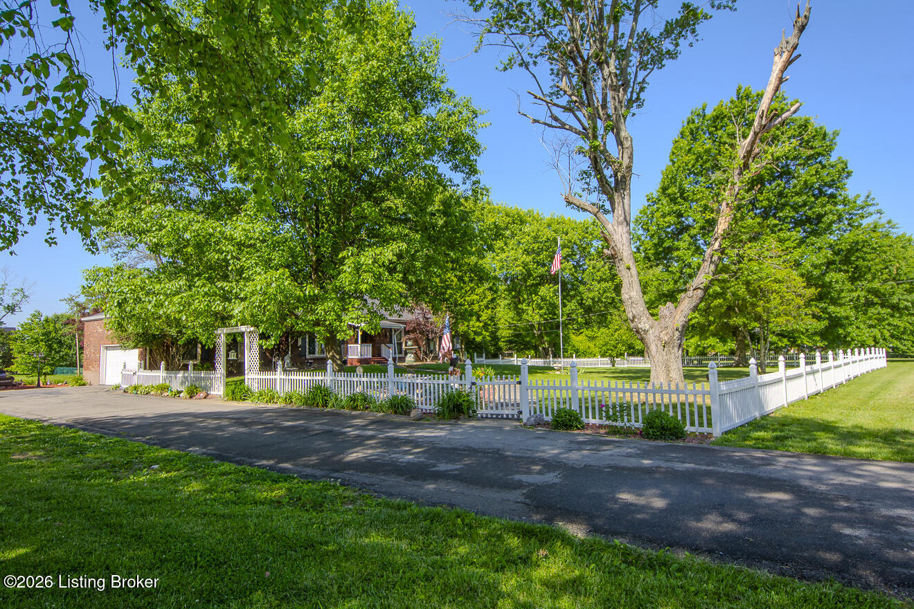233 North Myers Road Brooks, KY 40109 - Photo 12 of 86 NMeyers-8