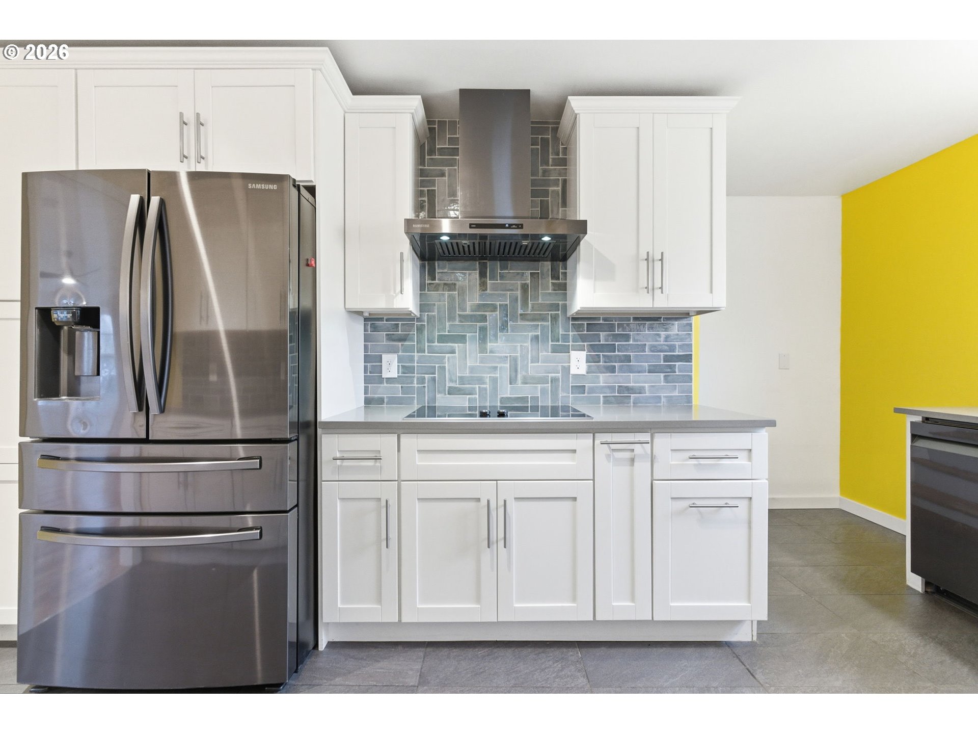 19 Northeast 139th Avenue Portland, OR 97230 - Photo 14 of 48 a kitchen with stainless steel appliances granite countertop a refrigerator a stove and a sink