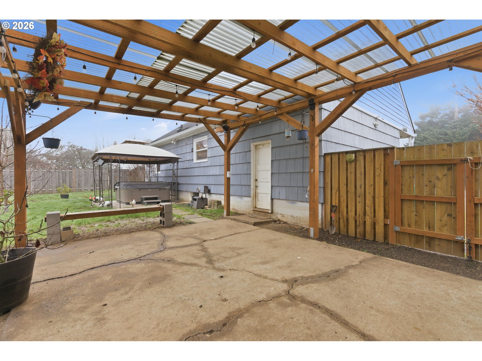 19 Northeast 139th Avenue Portland, OR 97230 - Photo 40 of 48 a view of a room with wooden walls