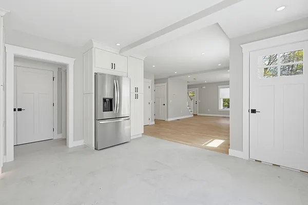 $3,800 | 81 West Street, Unit 81, Franklin, MA 02038