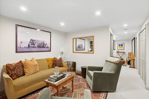 Undisclosed Address, East Hampton, NY 11937