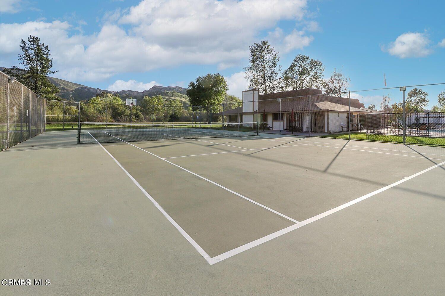 15750 Arroyo Drive, Unit 80 Moorpark, CA 93021 - Photo 19 of 19 a view of a tennis court