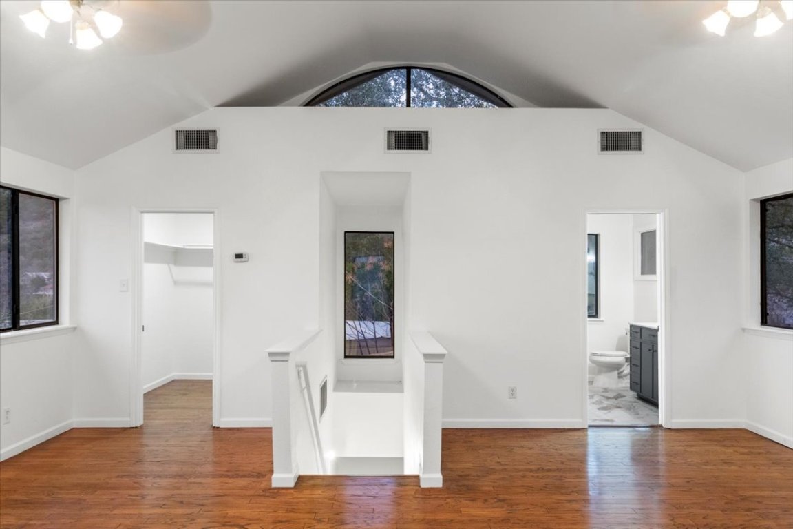 13816 Lakeview Drive Austin, TX 78732 - Photo 23 of 36 The top floor is a versatile space.