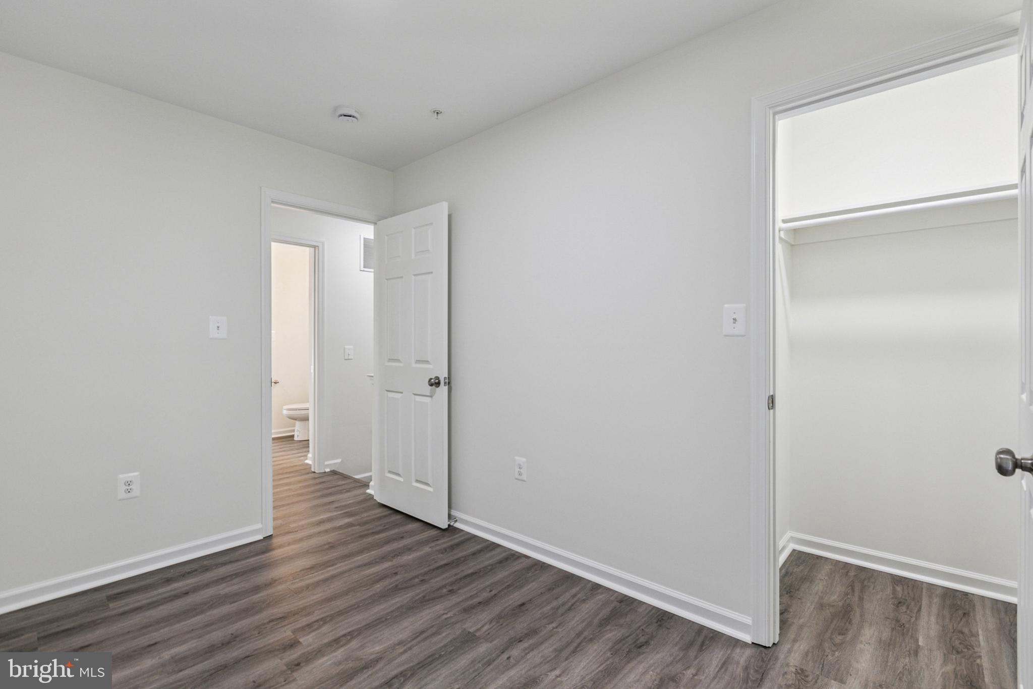 20209 Thunderhead Way Germantown, MD 20874 - Photo 11 of 26 a view of room with hardwood floor