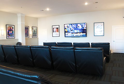 91 Main Street, Unit 29 Warren, RI 02885 - Photo 15 of 16