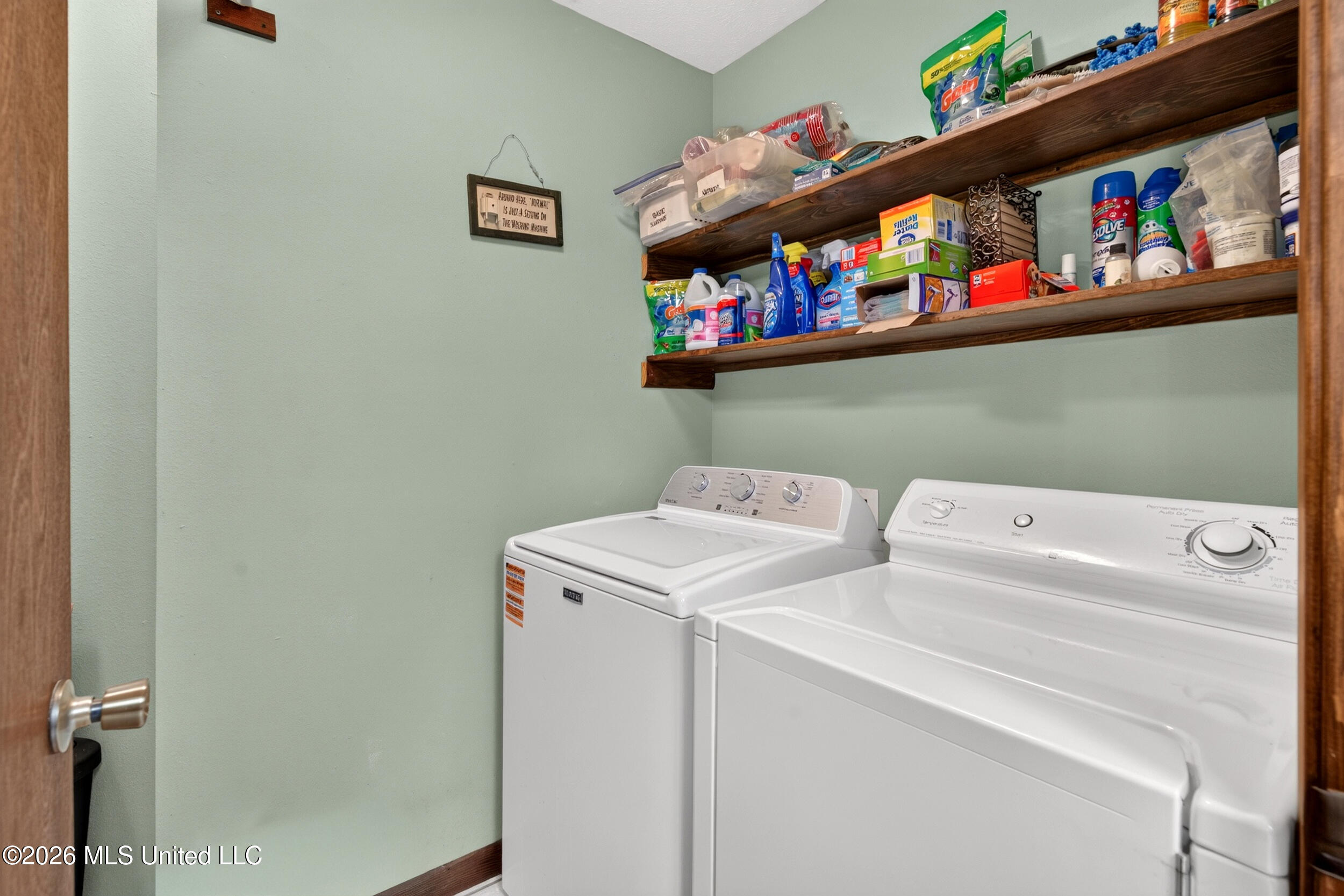 23 Hubert Spiers Road Carriere, MS 39426 - Photo 36 of 63 33_laundryroom