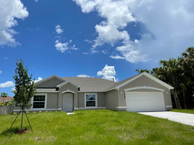 $2,700 | 3789 Southwest Swope Street, Port St. Lucie, FL 34953