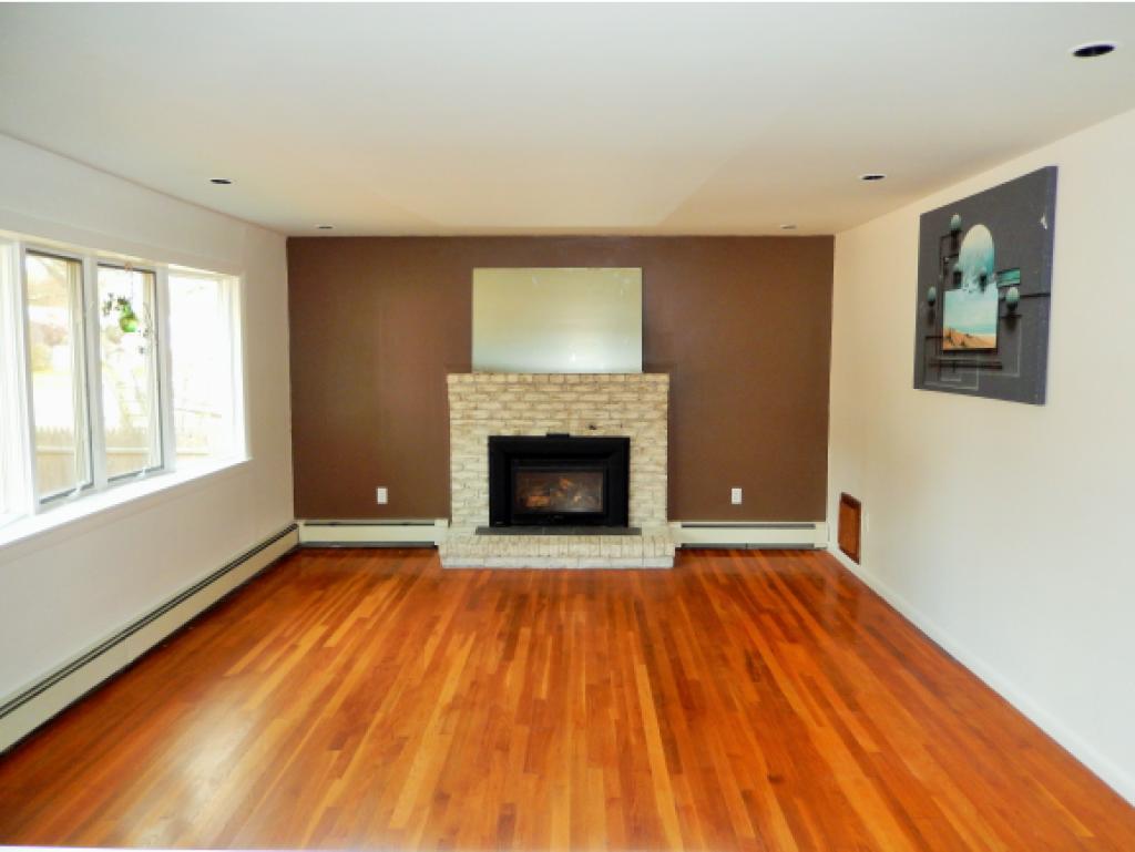 12 Edgewood Road Portsmouth, NH 03801 - Photo 2 of 16