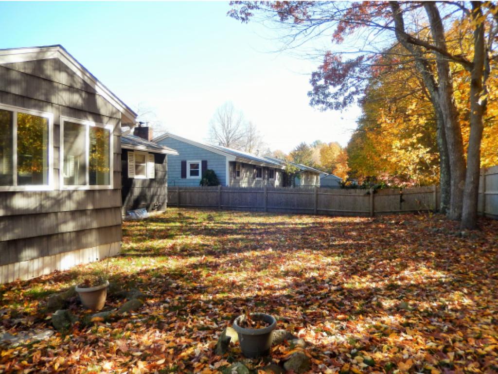12 Edgewood Road Portsmouth, NH 03801 - Photo 13 of 16