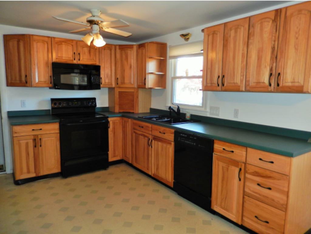 12 Edgewood Road Portsmouth, NH 03801 - Photo 3 of 16