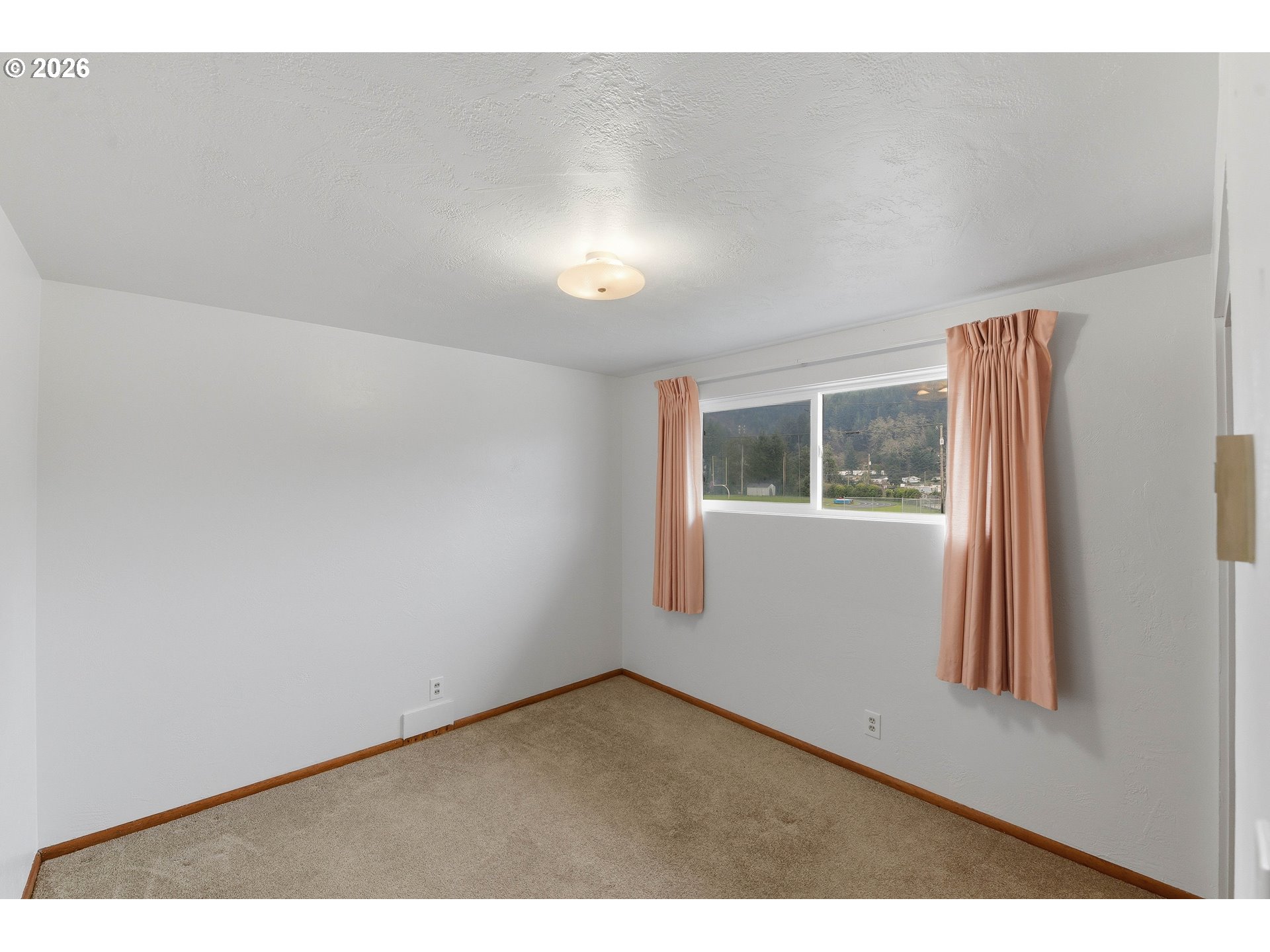 2350 High Street Reedsport, OR 97467 - Photo 21 of 44