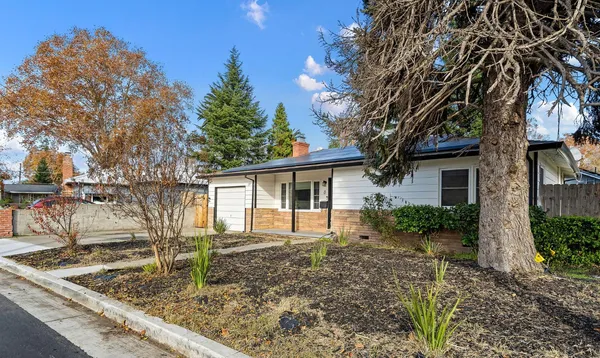 $2,925 | 8 17th Street, West Sacramento, CA 95691