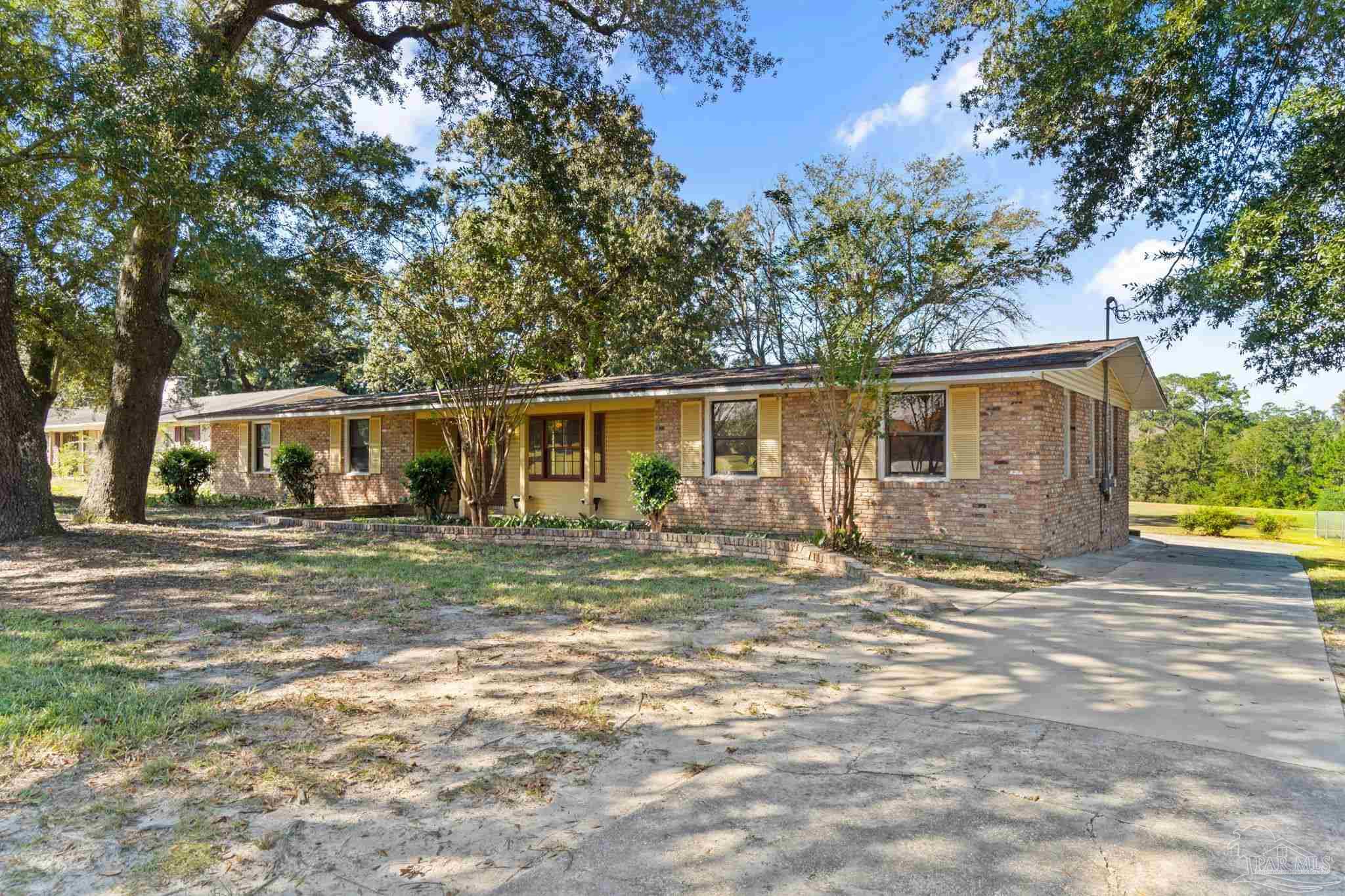 8819 Burning Tree Road Pensacola, FL 32514 - Photo 3 of 42 Gallery Image 3