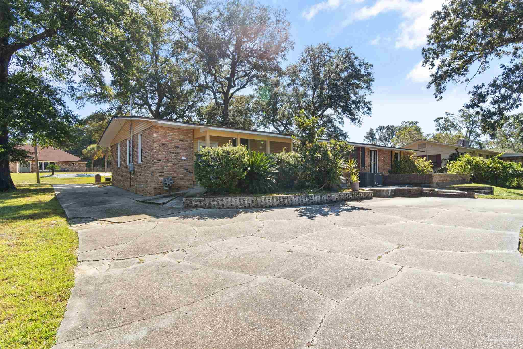 8819 Burning Tree Road Pensacola, FL 32514 - Photo 37 of 42 Gallery Image 37