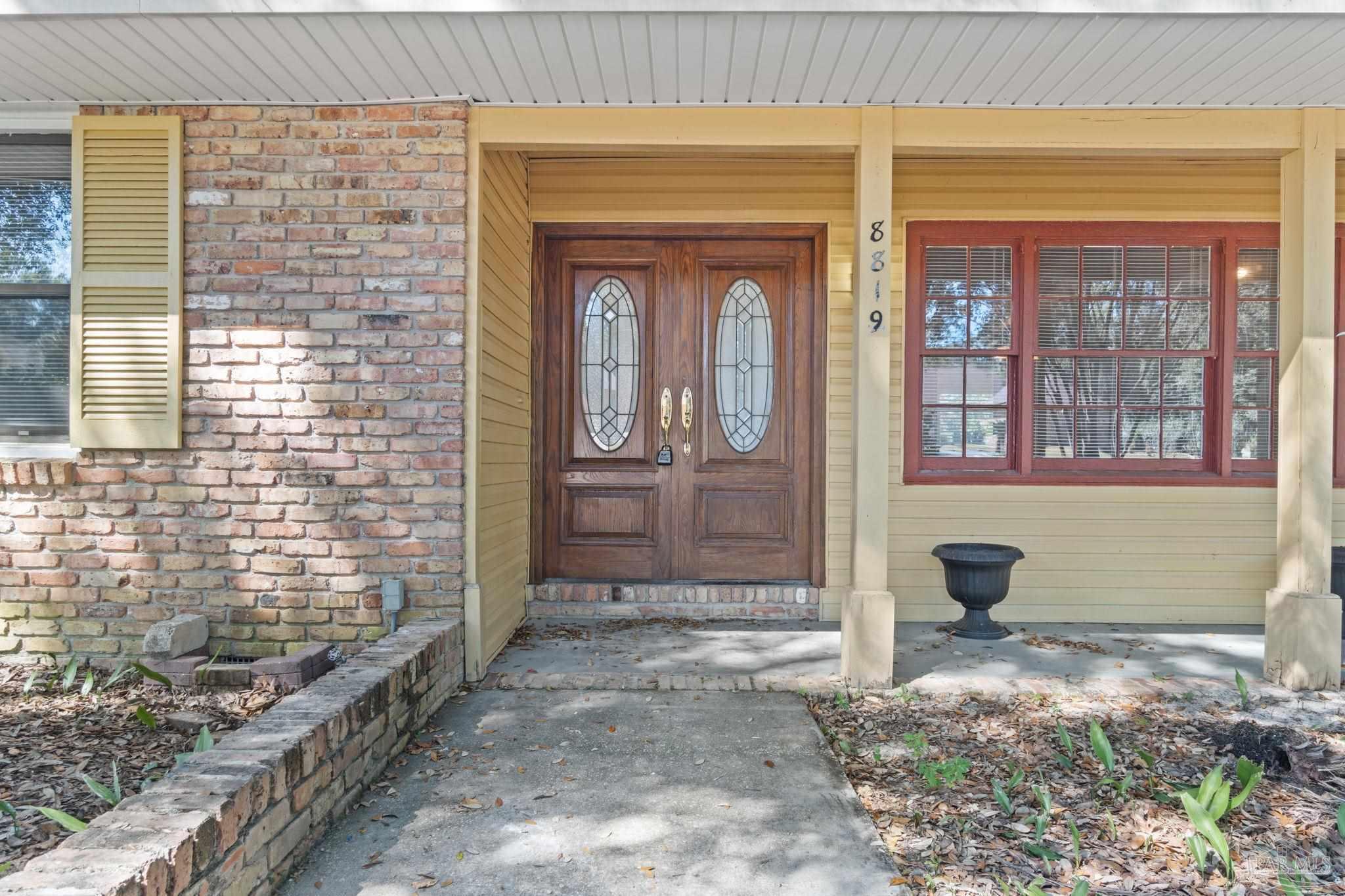 8819 Burning Tree Road Pensacola, FL 32514 - Photo 4 of 42 Gallery Image 4