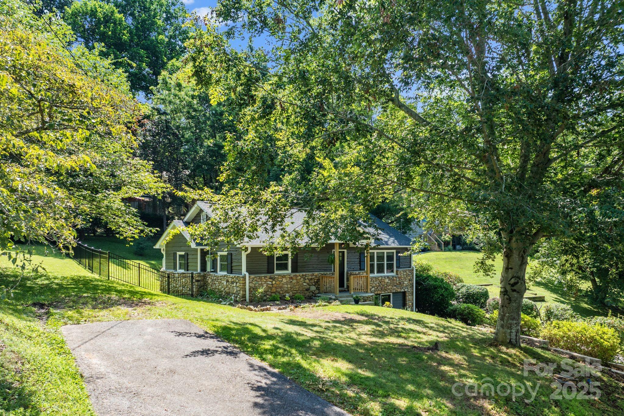 11 Upland Road Asheville, NC 28804 - Photo 2 of 41 Gallery Image 2