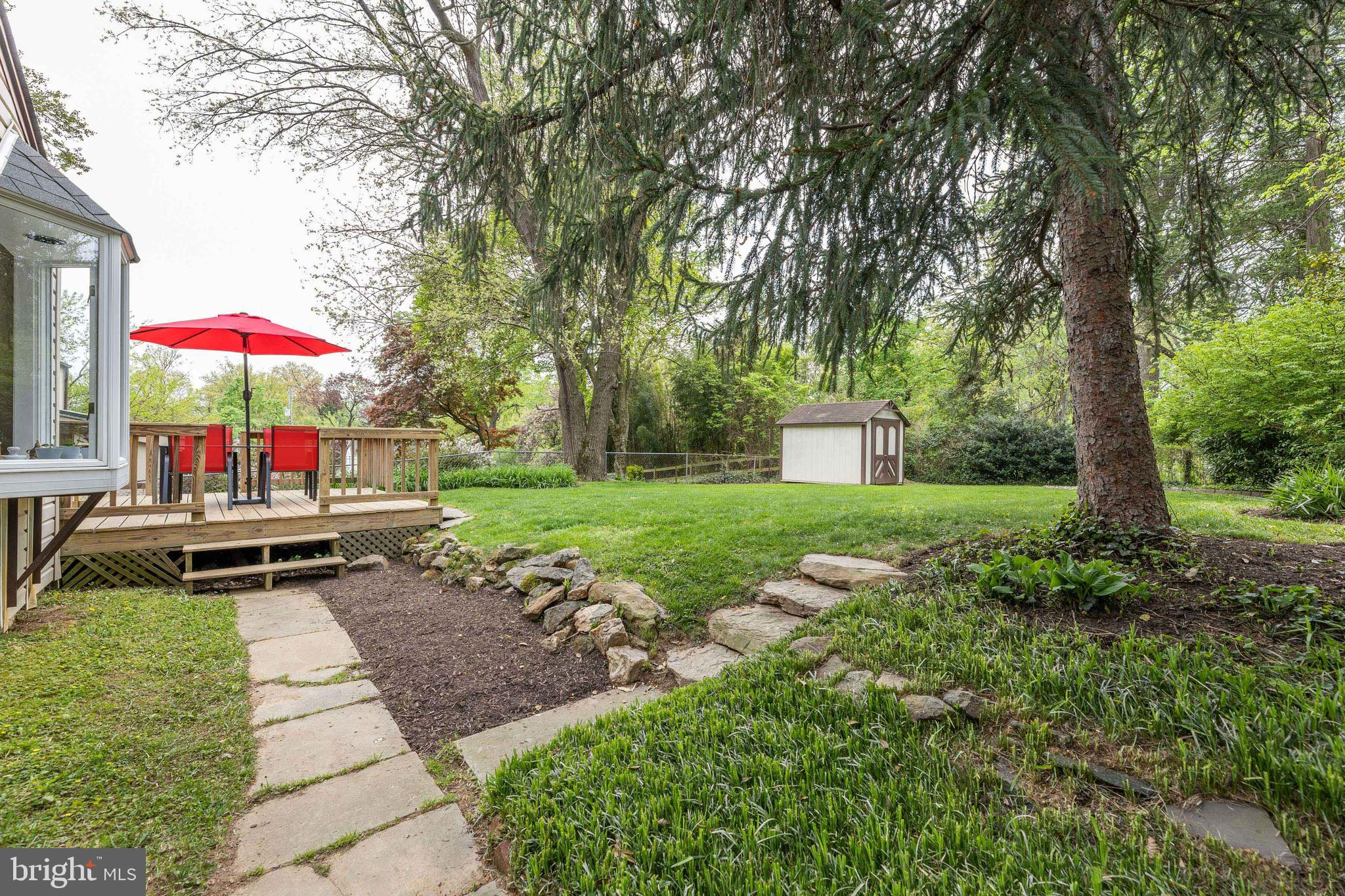 9304 Glenville Road Silver Spring, MD 20901 - Photo 29 of 35 Deck/Backyard
