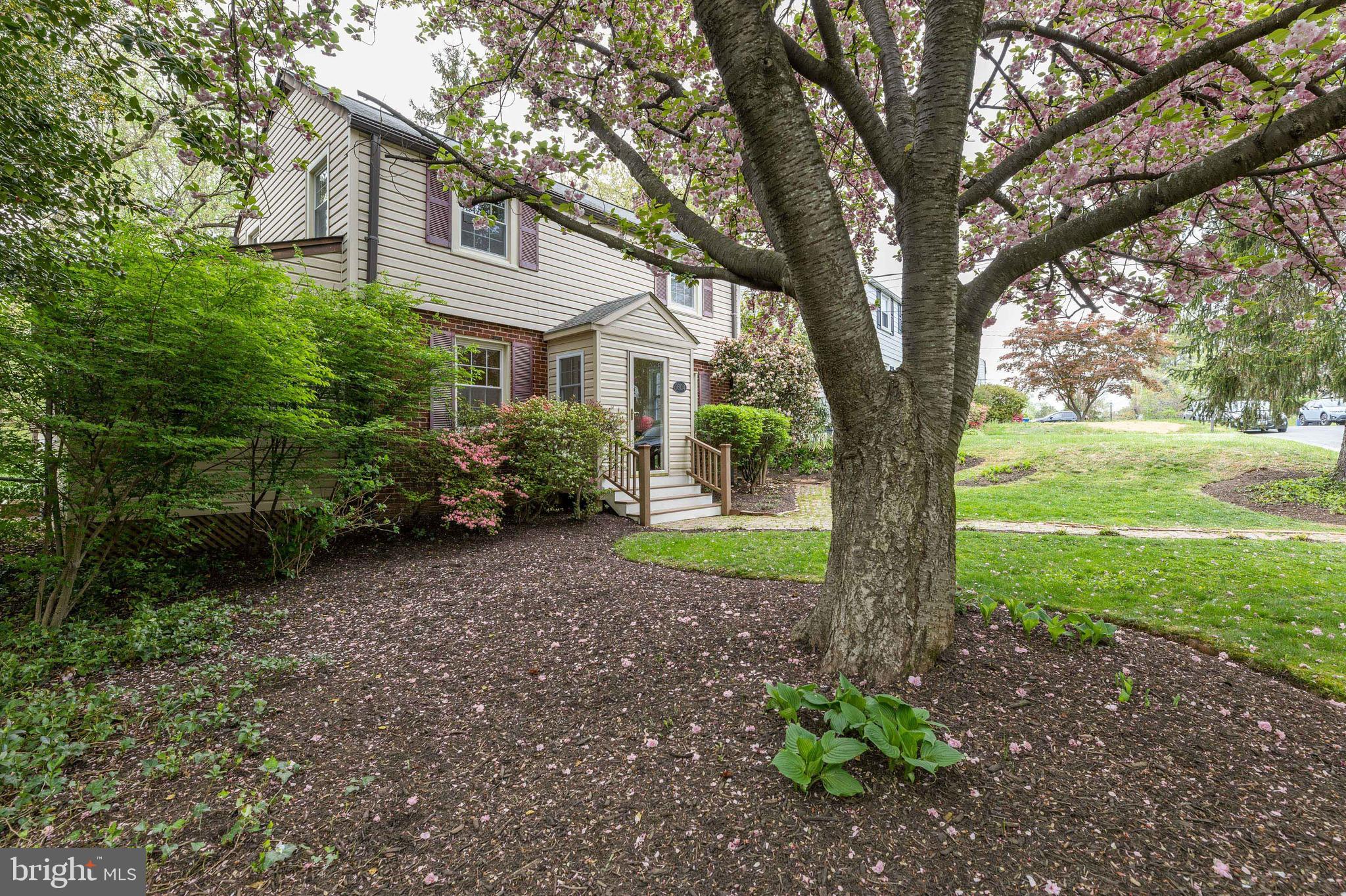 9304 Glenville Road Silver Spring, MD 20901 - Photo 3 of 35 Gallery Image 3