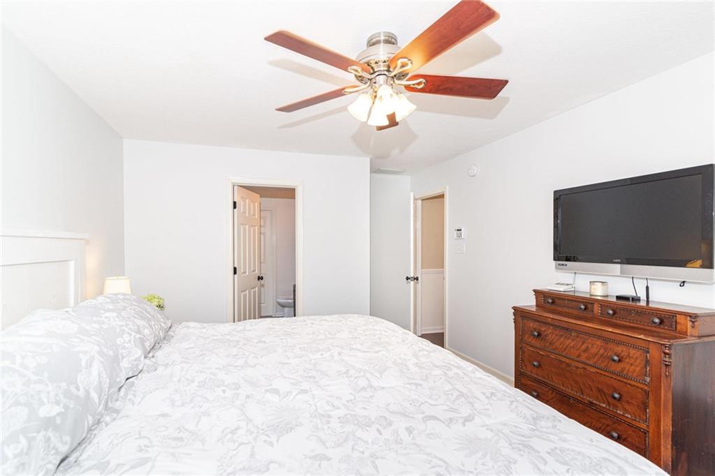 11444 Falling Water Way Fishers, IN 46037 - Photo 20 of 33 Gallery Image 20