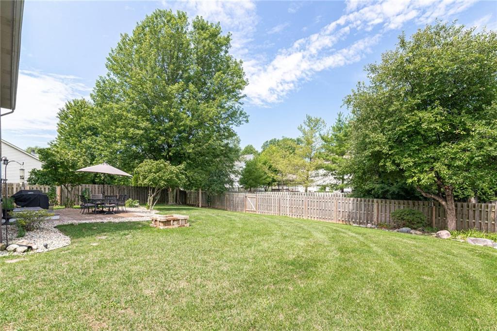 11444 Falling Water Way Fishers, IN 46037 - Photo 33 of 33 Gallery Image 33