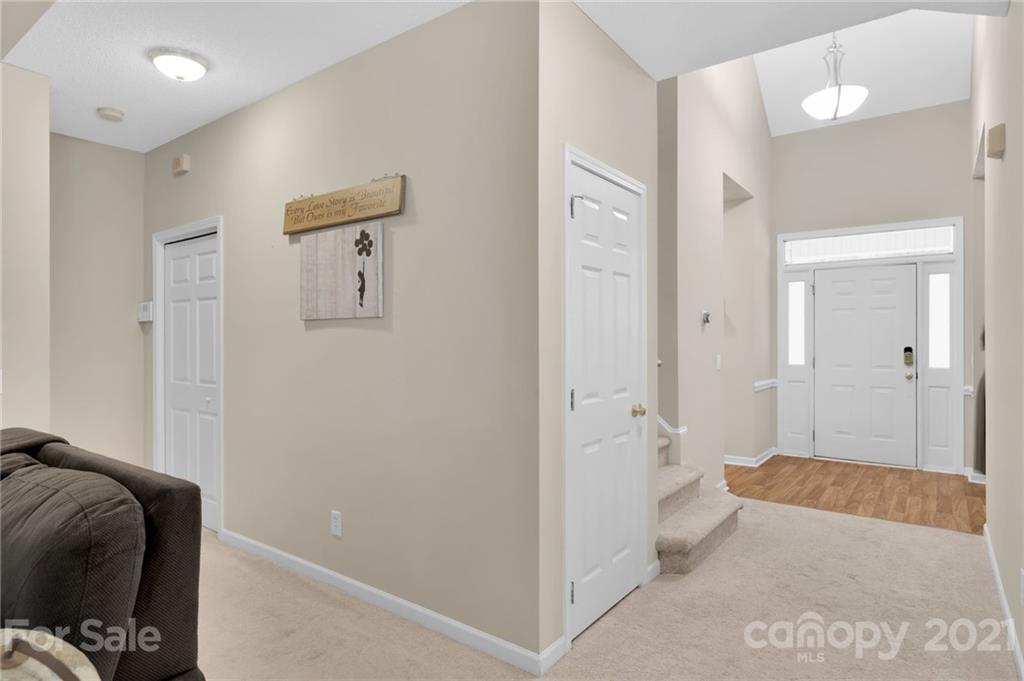 6925 Reedy Creek Road Charlotte, NC 28215 - Photo 11 of 34 a view of a bathroom with tub and shower