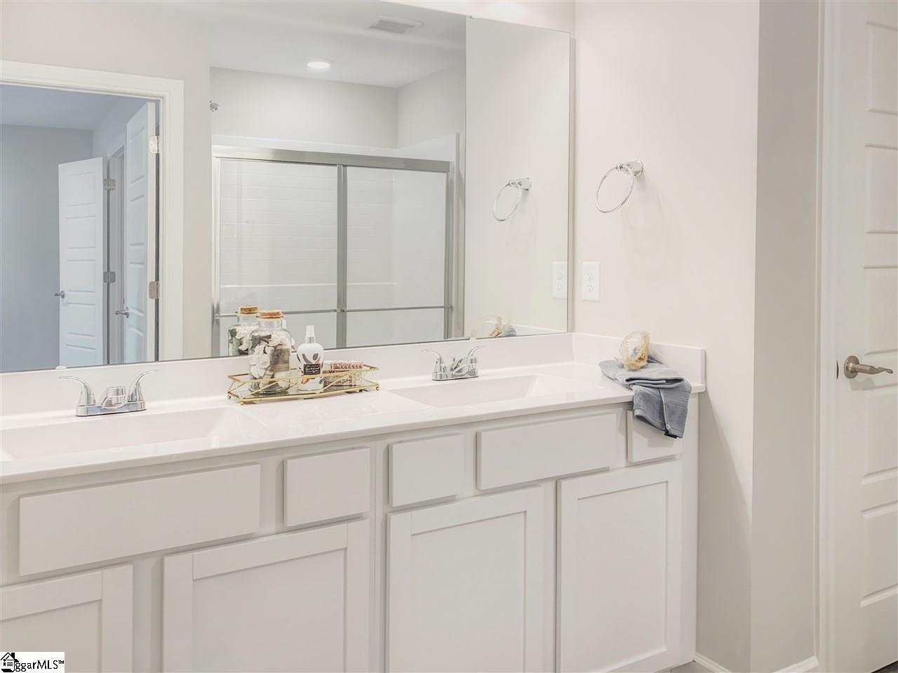 8 Jaycee Court, Unit 23 Greenville, SC 29607 - Photo 18 of 21 Gallery Image 18