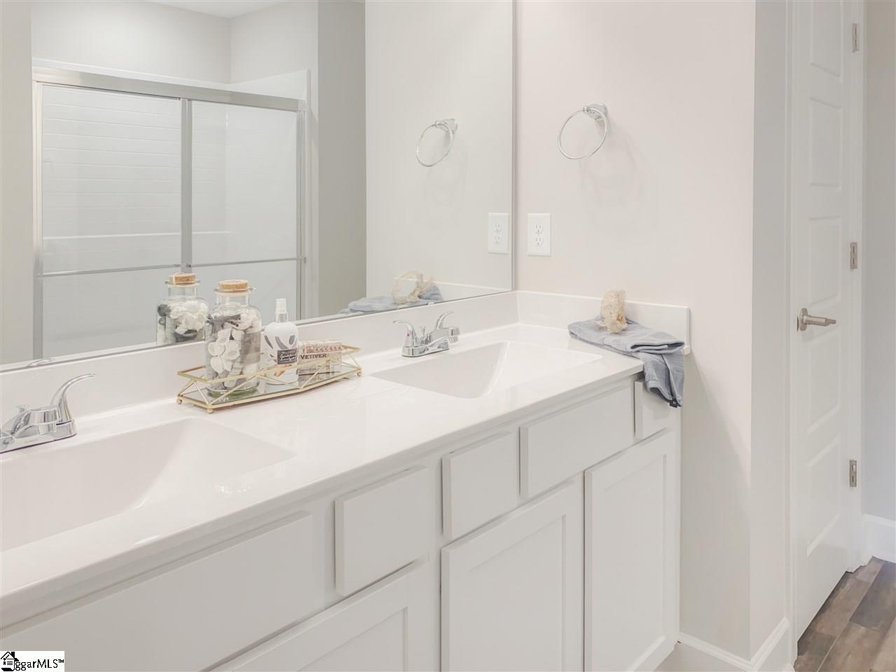 8 Jaycee Court, Unit 23 Greenville, SC 29607 - Photo 19 of 21 Gallery Image 19