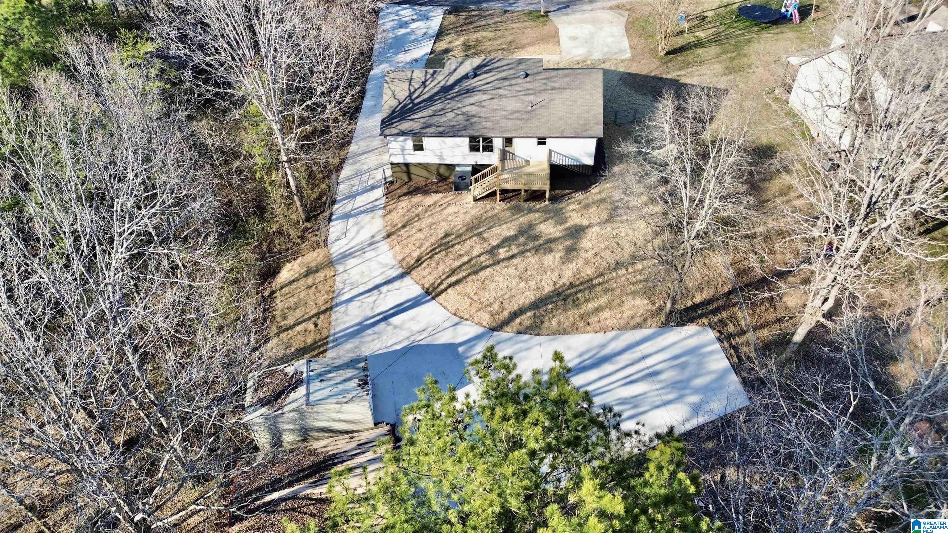 380 White Springs Road Warrior, AL 35180 - Photo 10 of 53