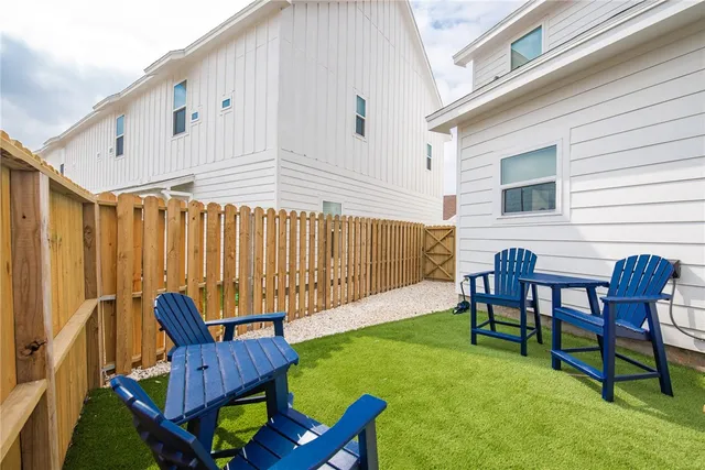 $549,900 | 15102 Boca Grandi Drive, Corpus Christi, TX 78418