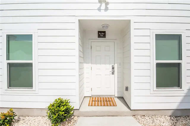 $549,900 | 15102 Boca Grandi Drive, Corpus Christi, TX 78418