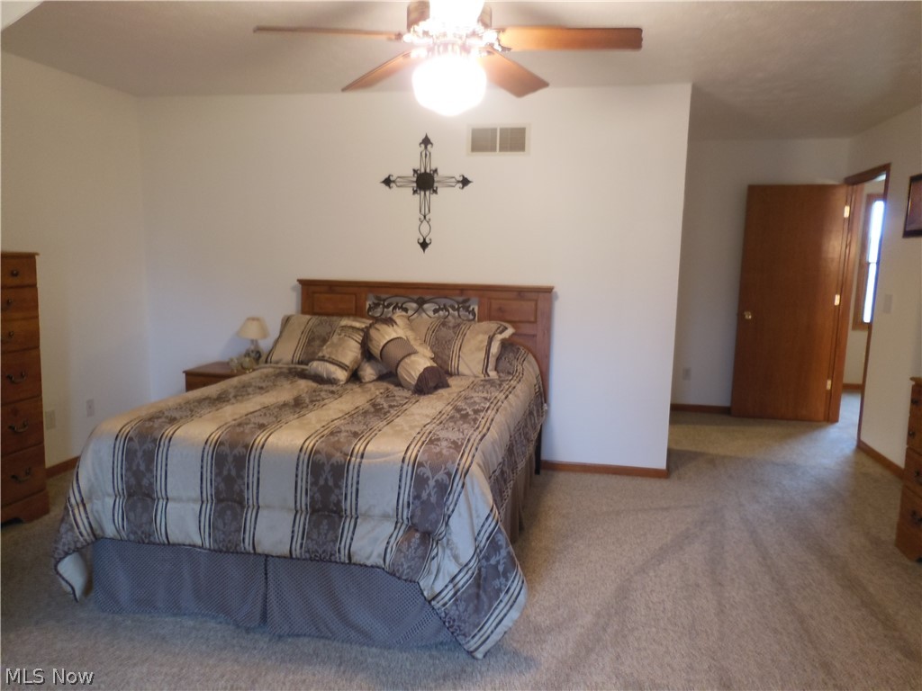 40672 Slife Road Lagrange, OH 44050 - Photo 19 of 31 FIRST UPSTAIRS BEDROOM