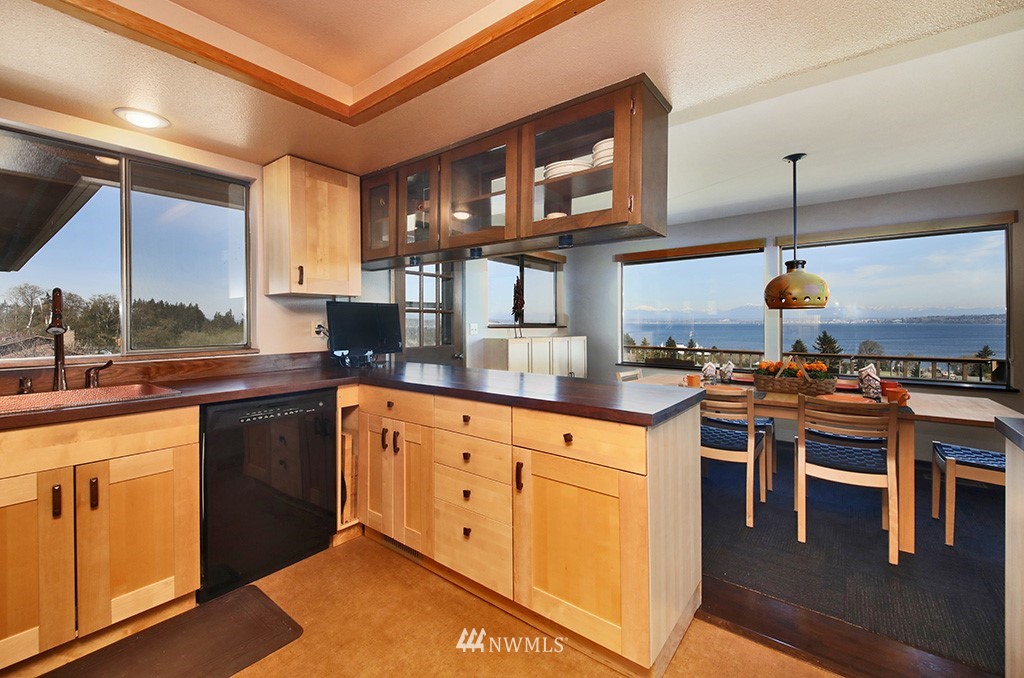 6575 Anderson Road Clinton, WA 98236 - Photo 13 of 40 Gallery Image 13