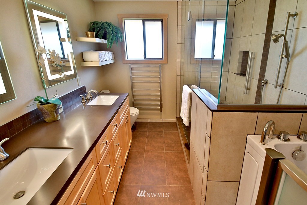 6575 Anderson Road Clinton, WA 98236 - Photo 18 of 40 Gallery Image 18